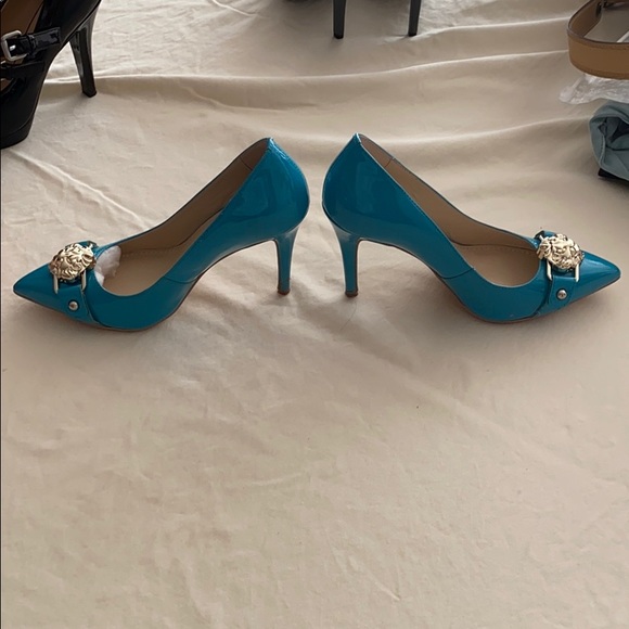 Heels - Picture 4 of 5
